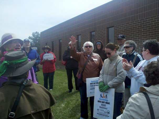 bus protest.jpg.jpe