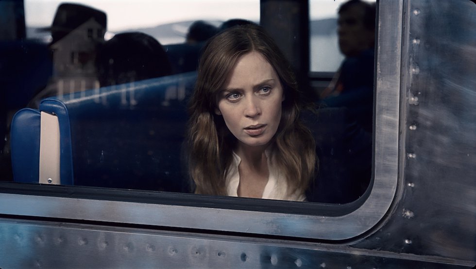 girlonthetrain.jpg.jpe