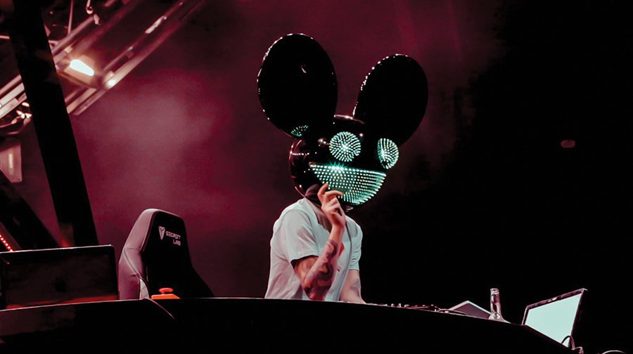 TWiM_Deadmau5_(ByLeahSems).jpg