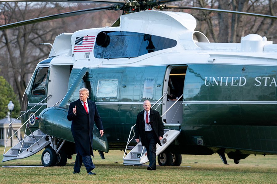 TakingLiberties_Trump_MarineOne_(TiaDufour).jpg