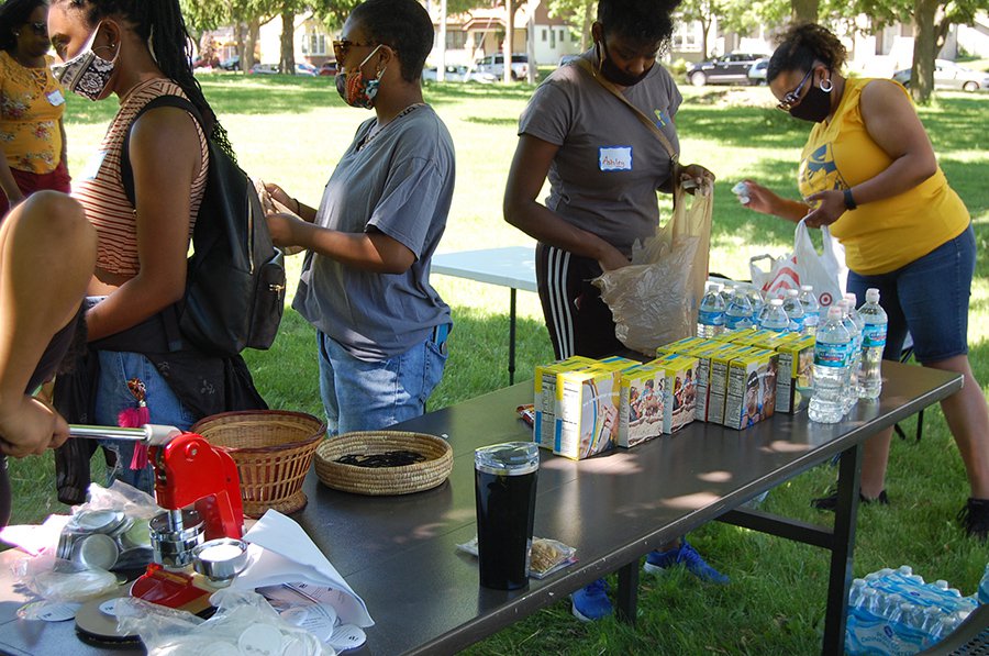 Volunteers Clean Up Tiefenthaler Park After Protests - Shepherd Express