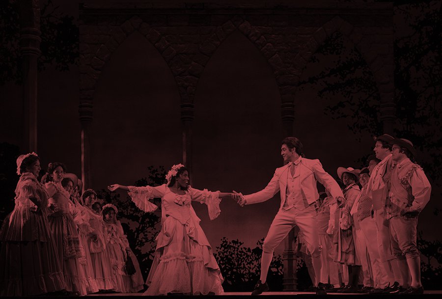 news_Issue-of-the-Month_Florentine-Opera-The-Marriage-of-Figaro-(MikeMiller)_BW.jpg