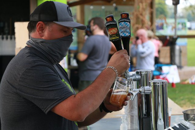Franksville Craft Beer Garden Taps Keg On Third Annual Oktoberfest - Shepherd Express