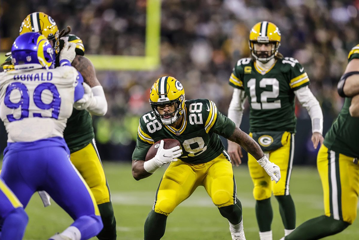 How the Green Bay Packers get Aaron Jones and AJ Dillon on the field  together - Acme Packing Company