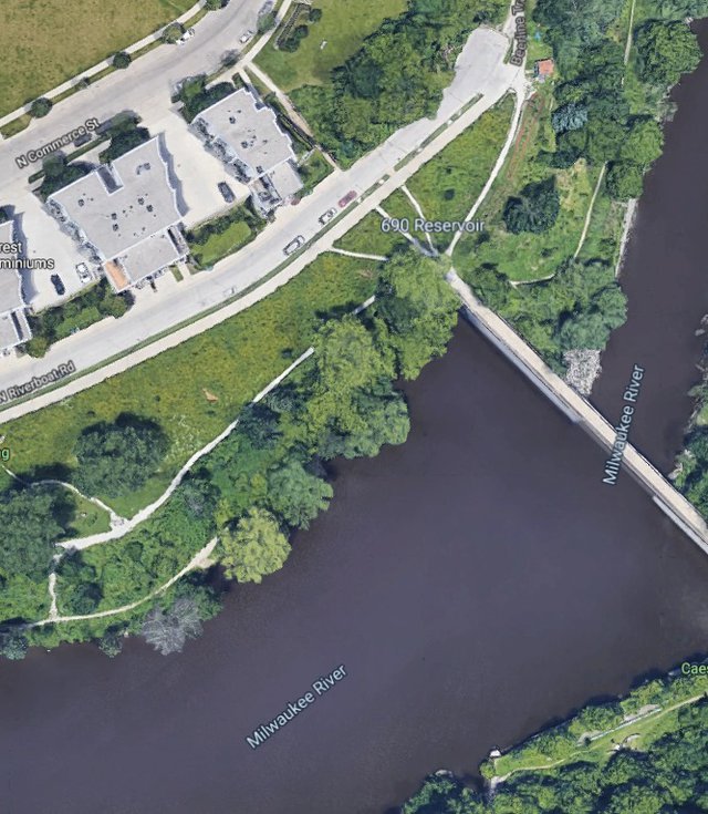 Commerce St. and Milwaukee River Satellite view