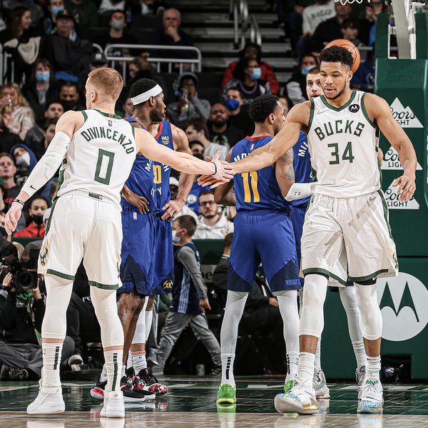 Donte DiVincenzo and Giannis Antetokounmpo