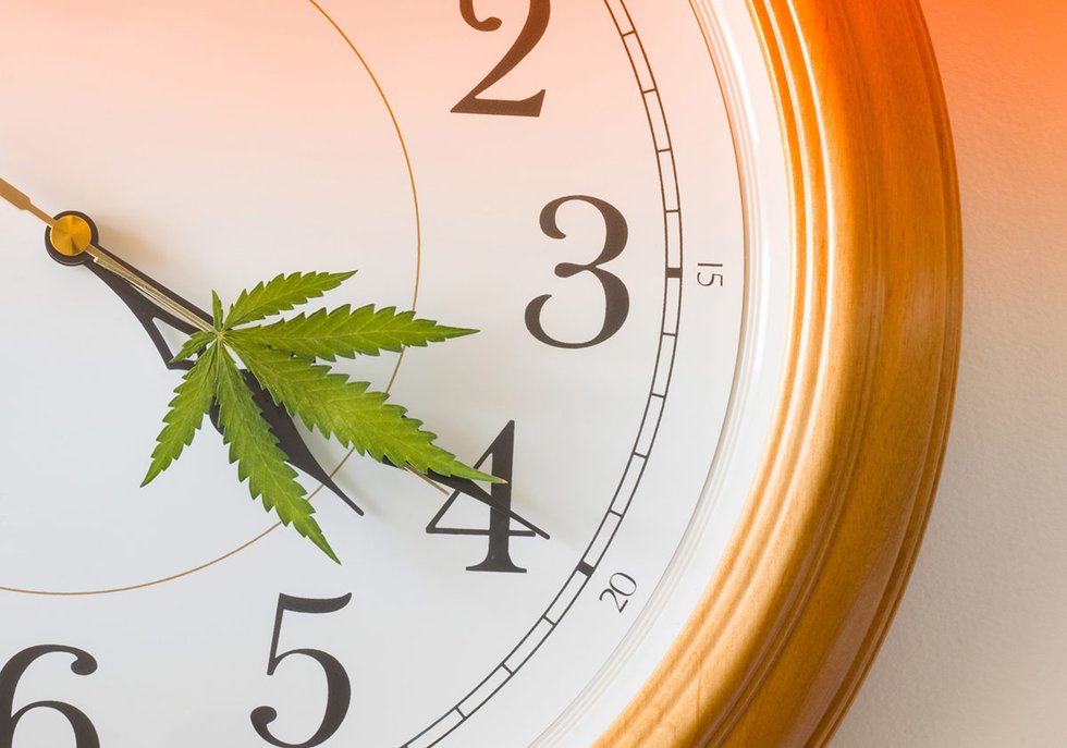 4:20 clock with marijuana leaf