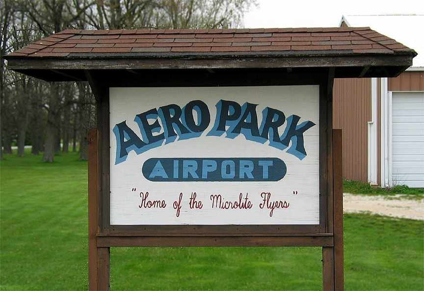 Aero Park Airport sign