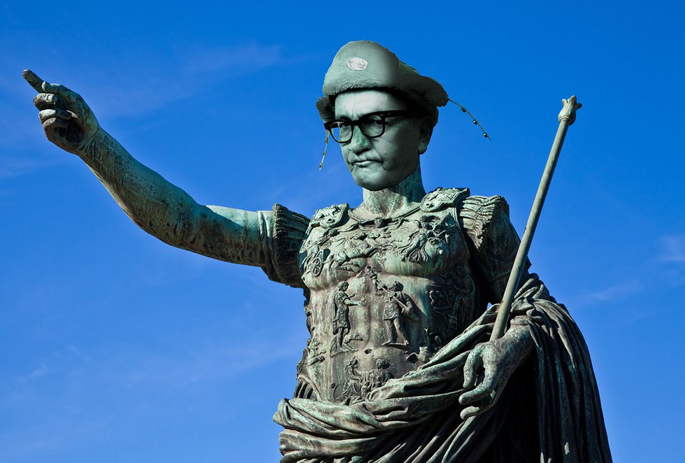 Art Kumbalek Caesar statue