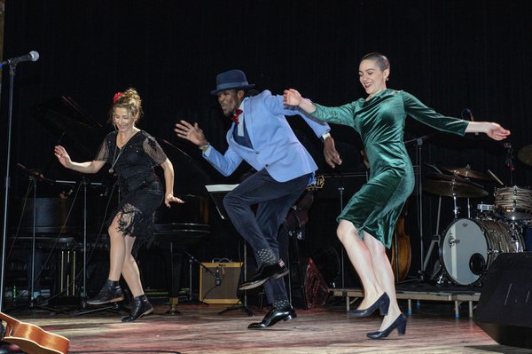 Gunhild Carling's dancers at the WMSE Big Band