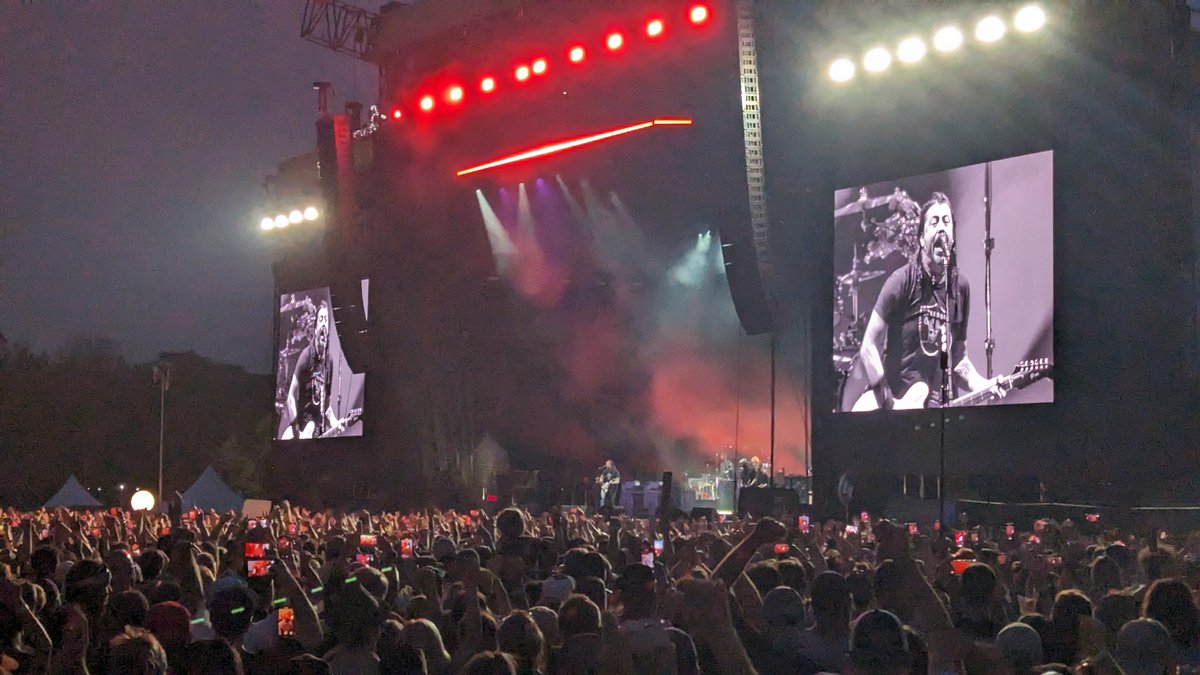 Foo Fighters Relentlessly Deliver at Harley Shepherd Express