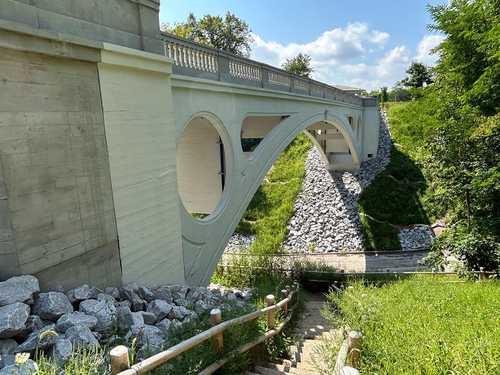 Lake Park Bridge over Ravine Road