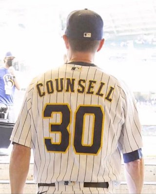 One Source Says That If the Brewers Make a Fair Offer, Craig Counsell Will  Stay in Milwaukee - Bleacher Nation