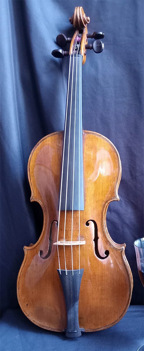 Early Music Now's 1754 Italian Baroque violin