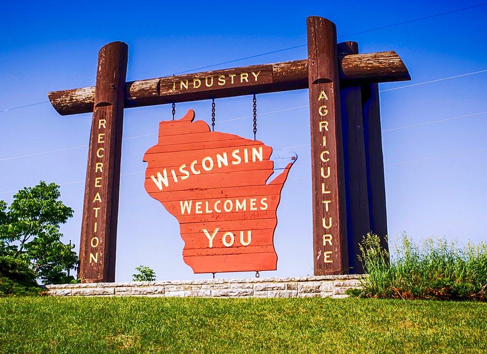 Wisconsin Welcomes You sign