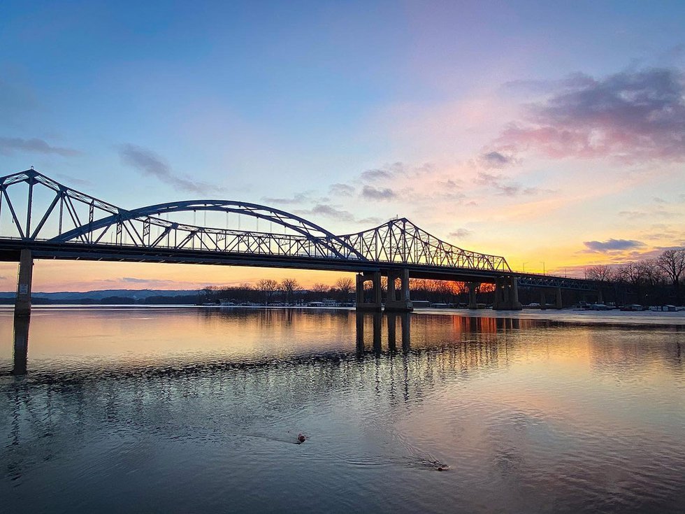 La Crosse bridge