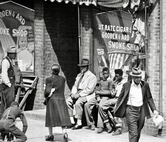 Smoky Gooden's Cigar Store, 1948