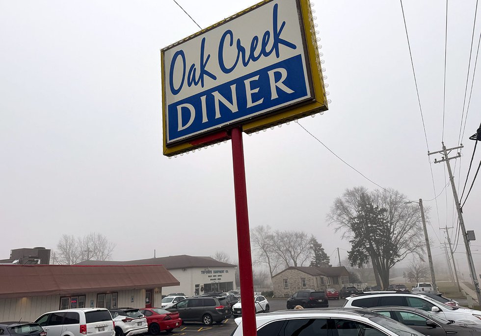 Oak Creek Diner sign